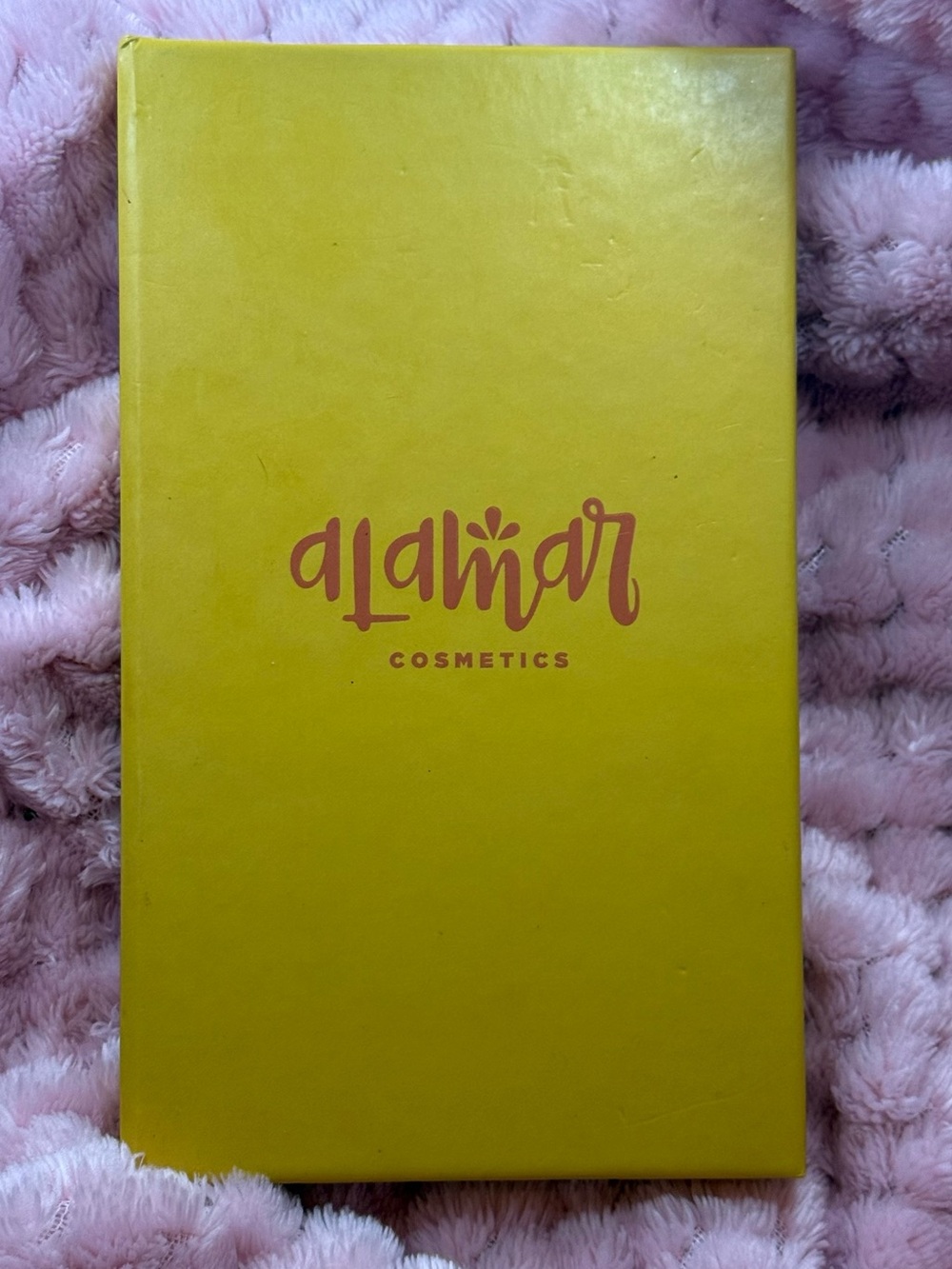 Alamar Cosmetics Reina Del Caribe Eyeshadow Palette - Vol 1